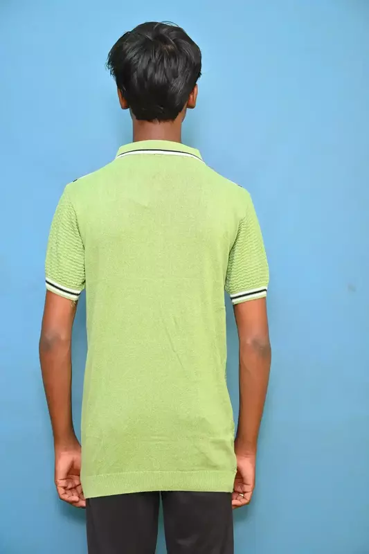 PREMIUM TSHIRT WHITE WITH GREEN