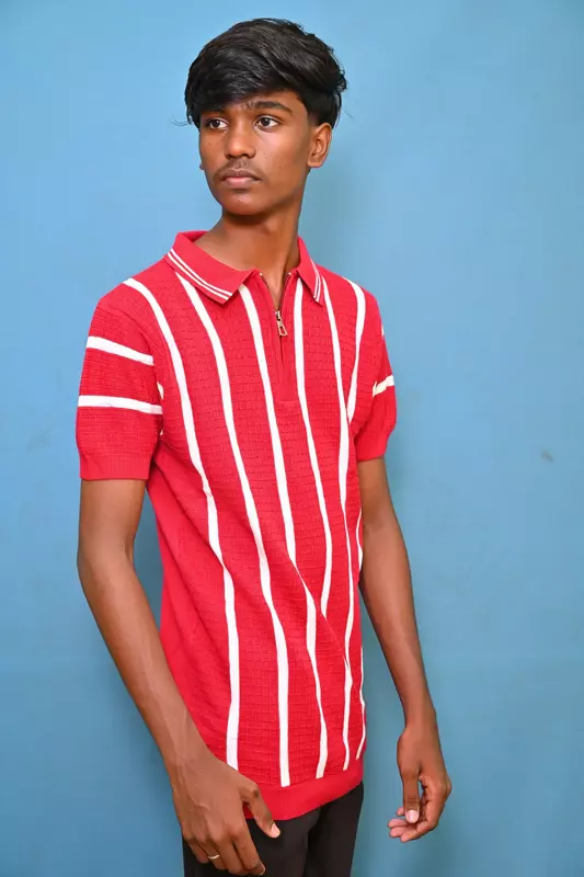 PREMIUM TSHIRT RED