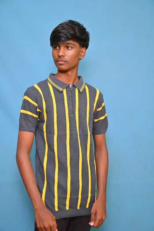 PREMIUM TSHIRT GREY
