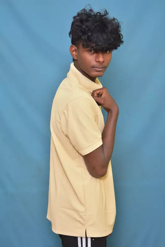 COLLAR TSHIRT1