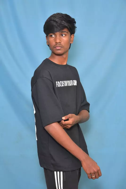 BAGGY OVERSIZED TSHIRT1